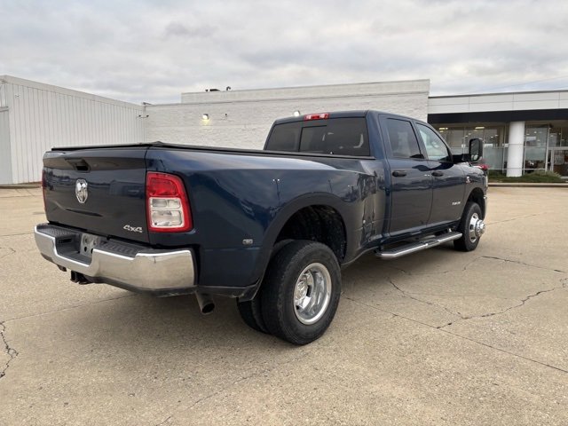 2022 Ram 3500 Tradesman photo 3