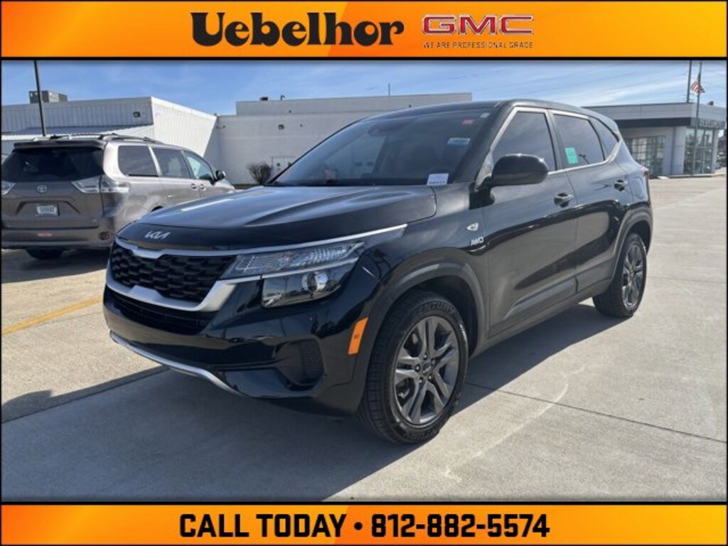 Used 2023 Kia Seltos LX