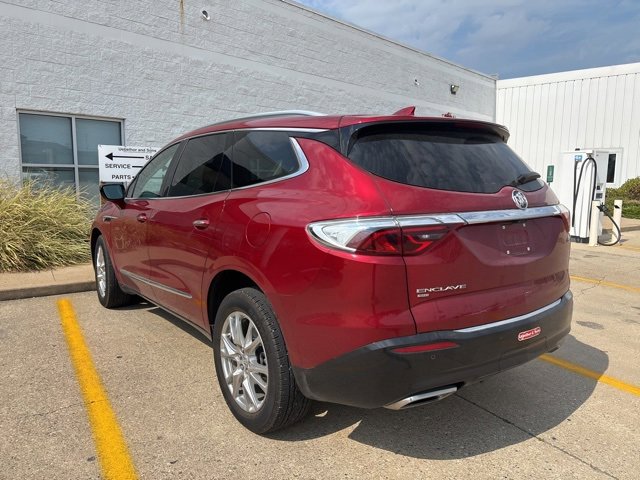 2024 Buick Enclave Essence photo 4
