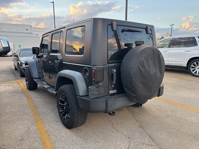 2010 Jeep Wrangler Unlimited Rubicon photo 4
