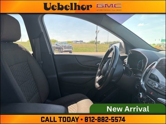Used 2018 Chevrolet Equinox LT with VIN 2GNAXJEV6J6243905 for sale in Jasper, IN