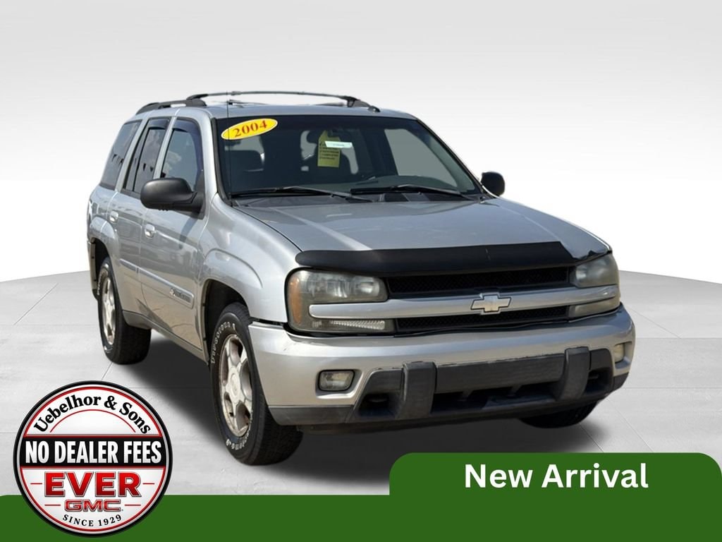Used 2004 Chevrolet TrailBlazer LT with VIN 1GNDT13S042247533 for sale in Jasper, IN