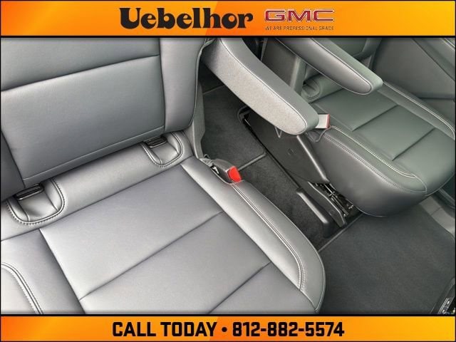 2026 GMC Acadia Elevation - Photo 6