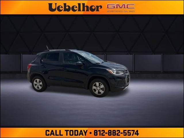 Used 2022 Chevrolet Trax LT with VIN KL7CJPSM3NB521208 for sale in Jasper, IN
