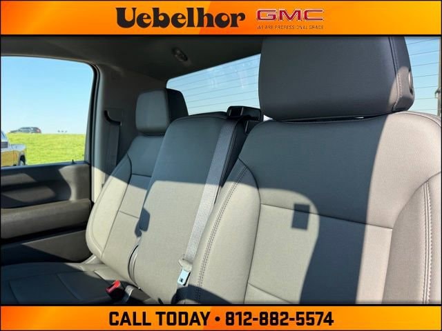 2026 GMC Sierra 2500HD Pro - Photo 14