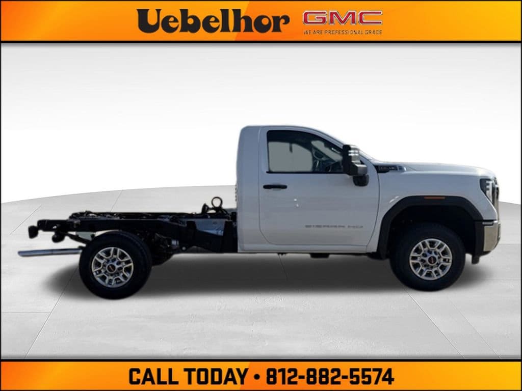 2026 GMC Sierra 2500HD Pro - Photo 3