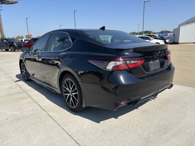 2023 Toyota Camry SE photo 4