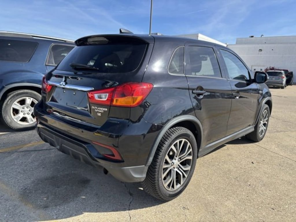 Used 2018 Mitsubishi Outlander Sport SE 2.4