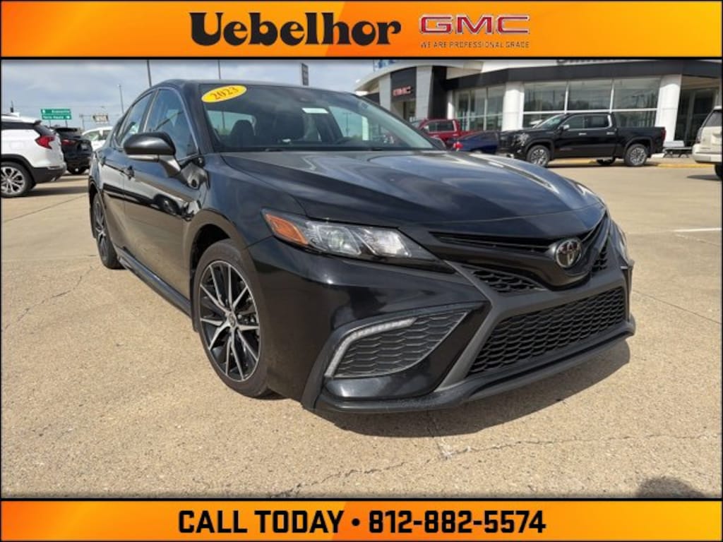 Used 2023 Toyota Camry SE