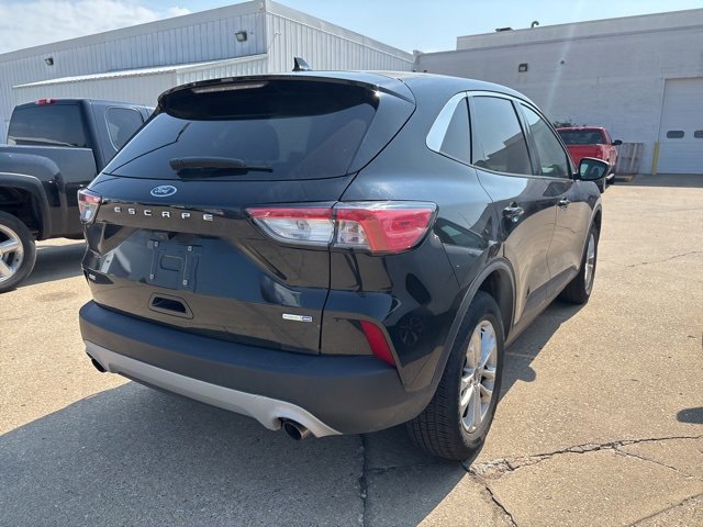2020 Ford Escape SE photo 3