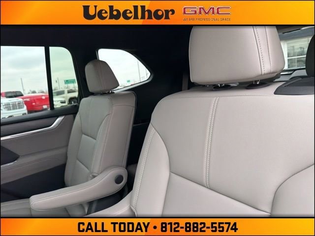 2026 GMC Acadia Elevation - Photo 20