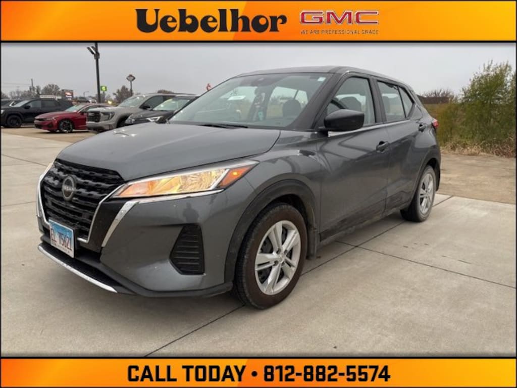 Used 2022 Nissan Kicks S