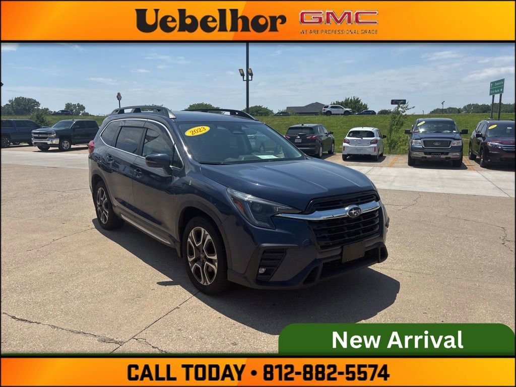 2023 Subaru Ascent Limited 8 Passenger's photo
