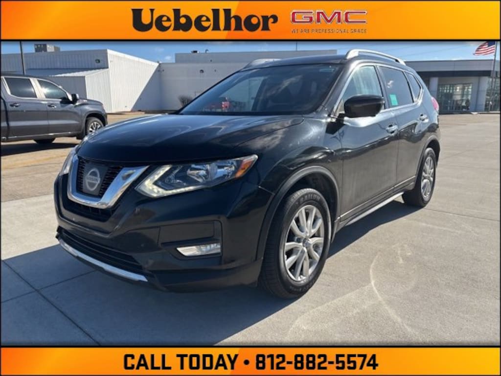 Used 2017 Nissan Rogue SV