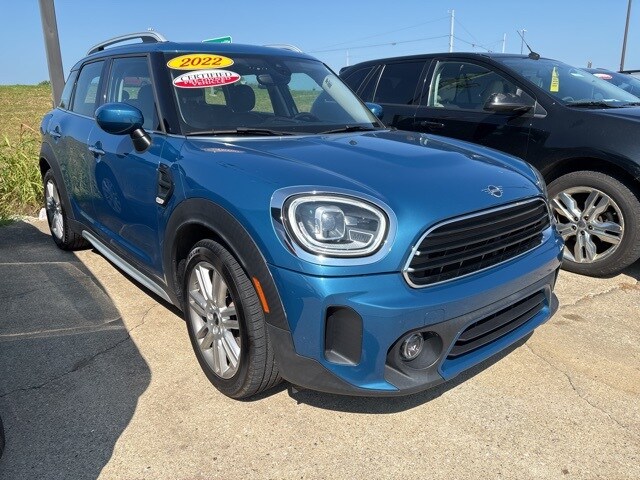 2022 Mini Countryman Oxford Edition photo 2