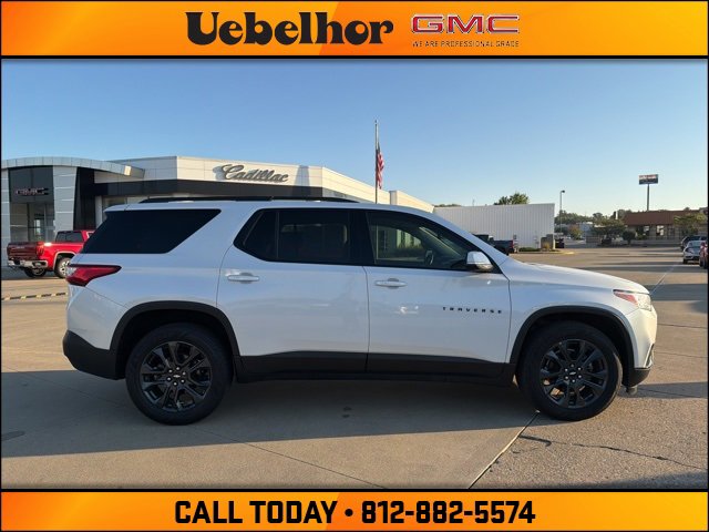 2021 Chevrolet Traverse RS photo 3