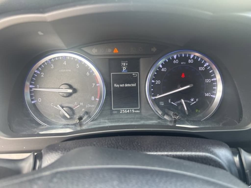 Used 2014 Toyota Highlander Limited