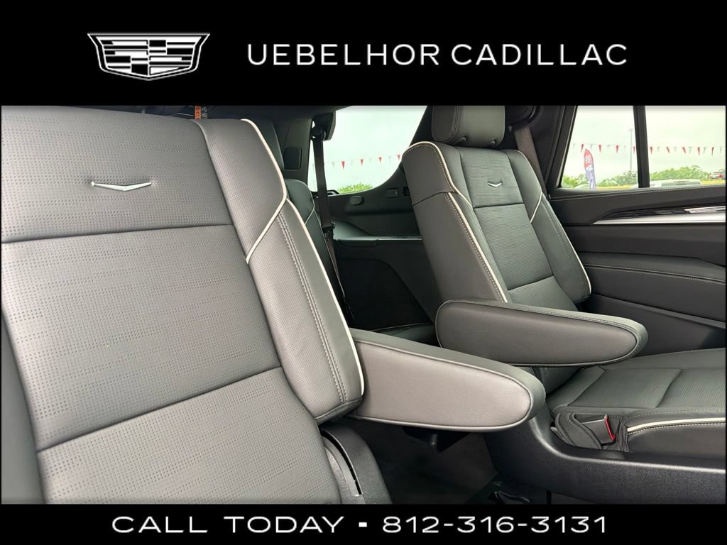 2026 Cadillac Escalade Luxury - Photo 16