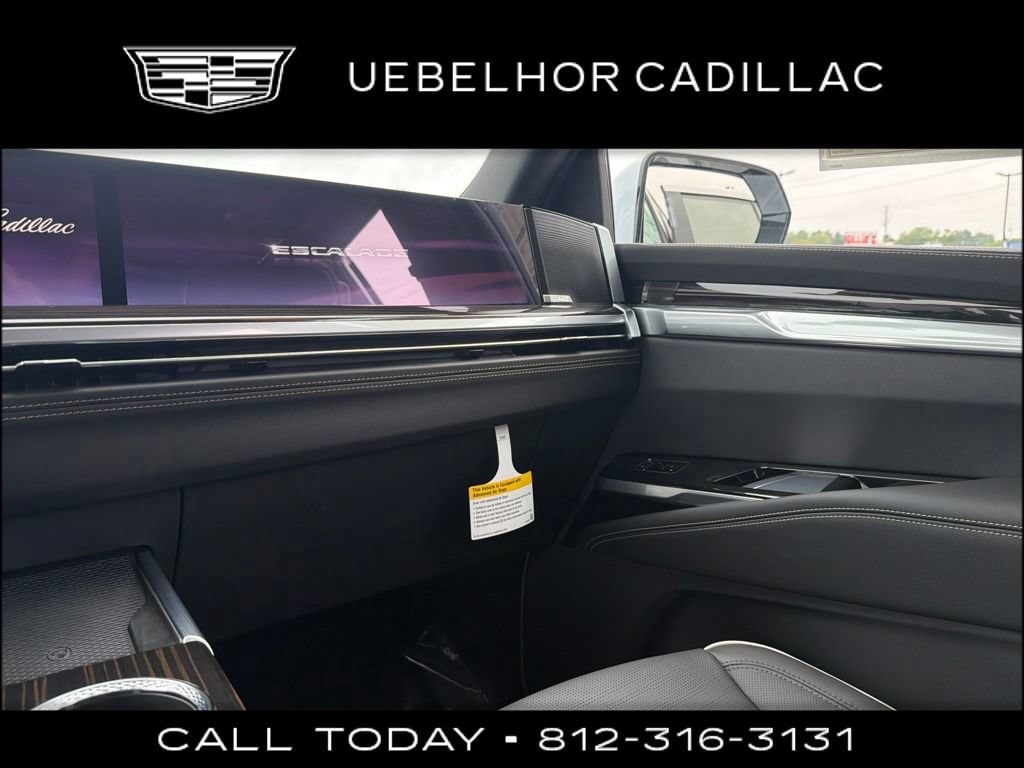 2026 Cadillac Escalade Luxury - Photo 17