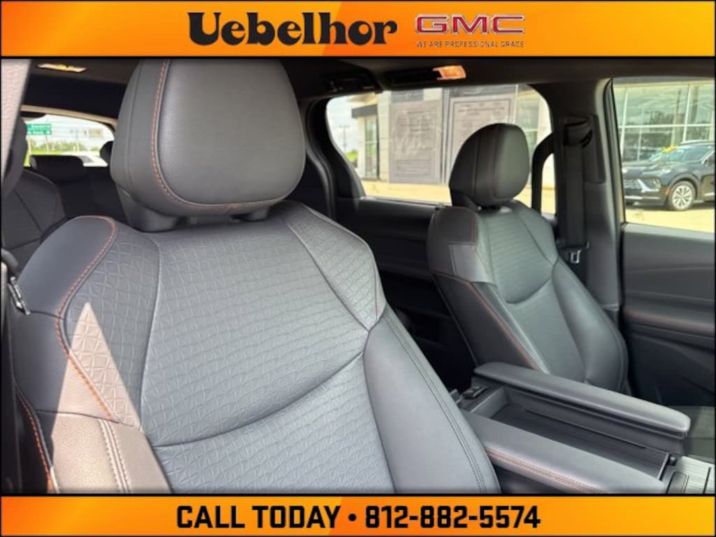 Used 2022 Toyota Sienna XSE Minivan/Van