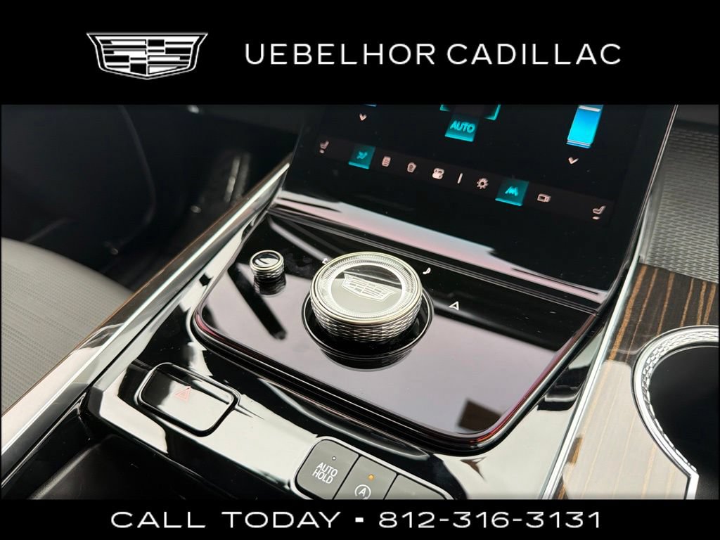 2026 Cadillac Escalade Luxury - Photo 14