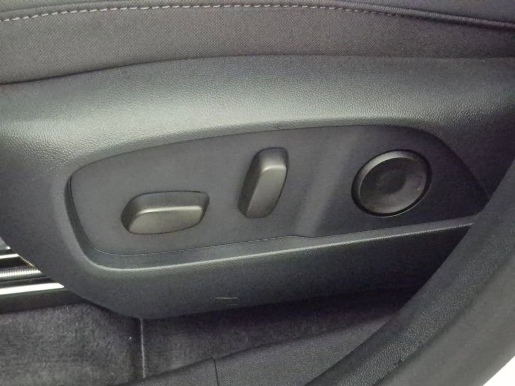 2026 Chevrolet Equinox LT - Photo 17
