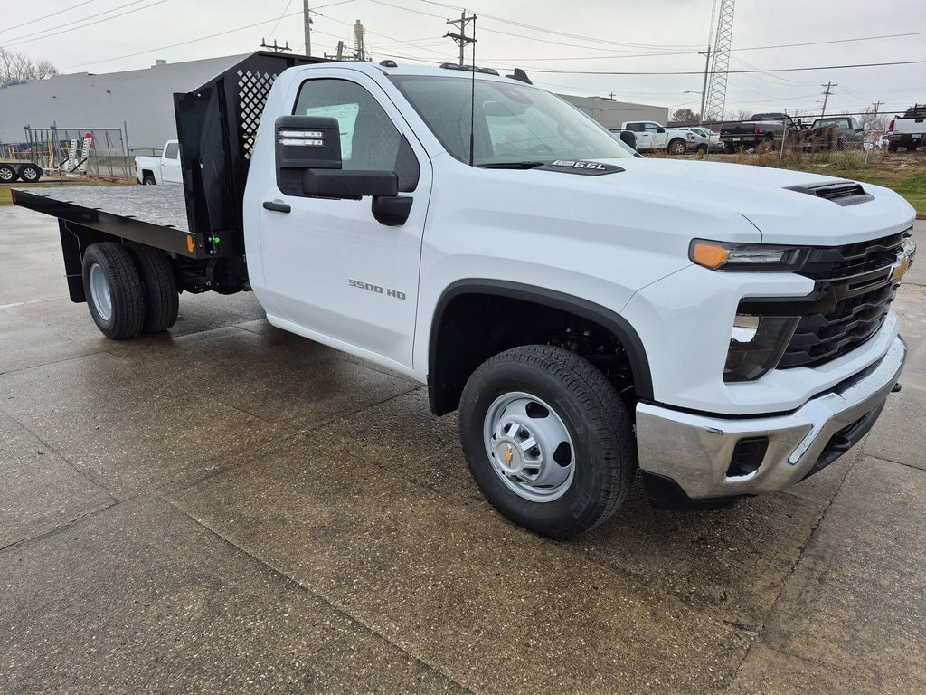 New 2025 Chevrolet Silverado 3500 HD Chassis Cab Work Truck Truck