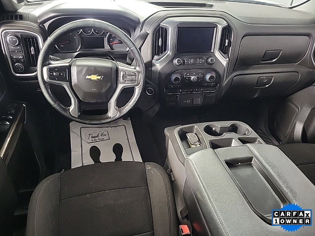 2022 Chevrolet Silverado 2500HD LT photo 2
