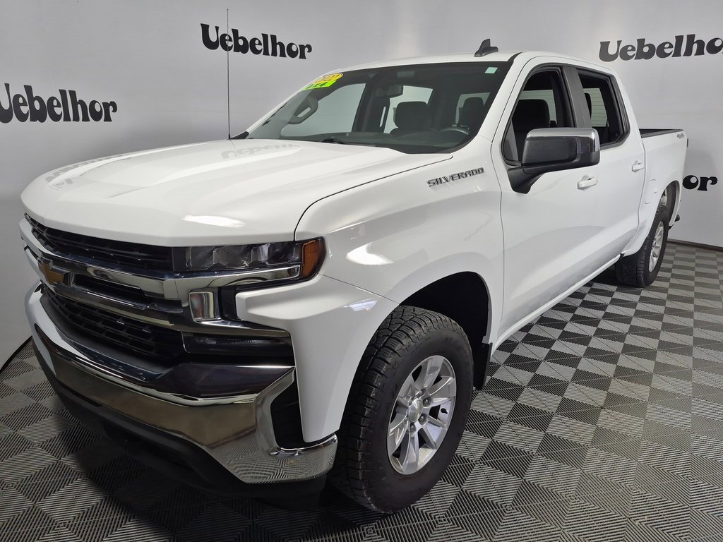2022 Chevrolet Silverado 1500 LT photo 3