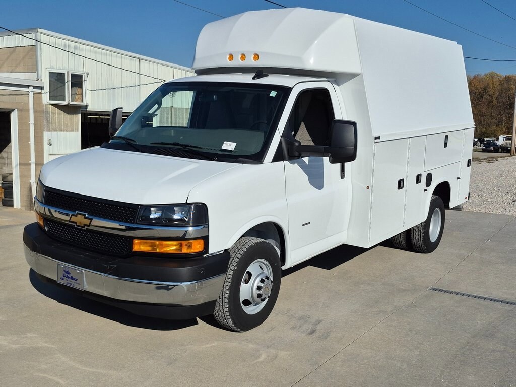 New 2025 Chevrolet Express Cutaway 3500 1WT Cutaway Van