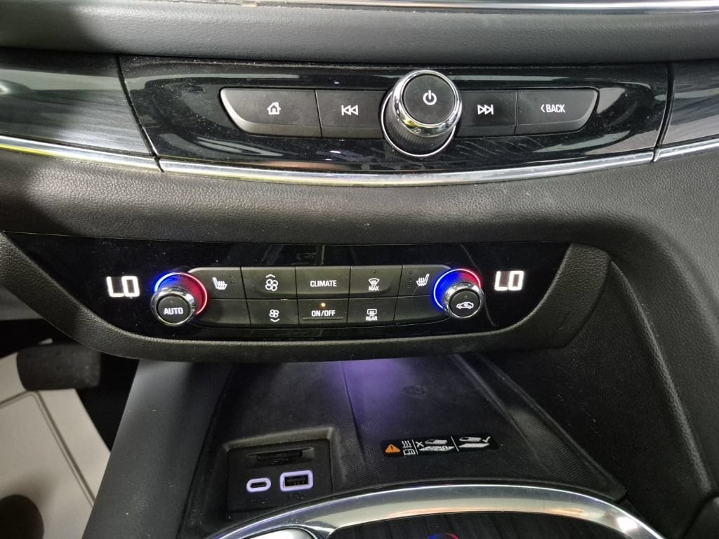 2023 Buick Enclave Essence - Photo 15