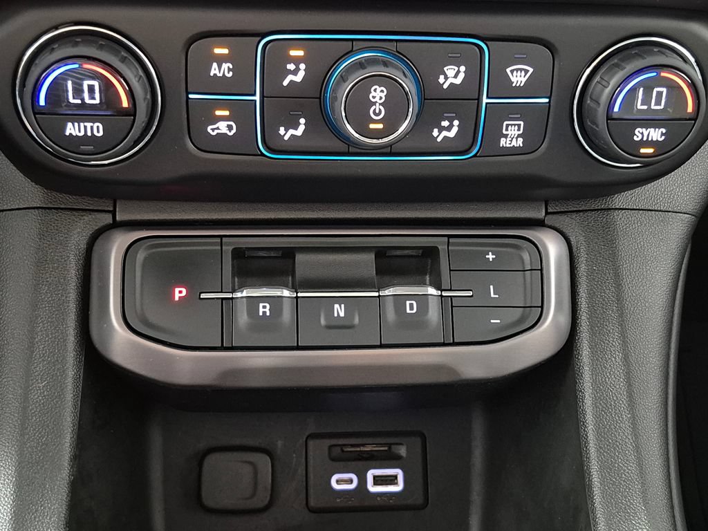 2022 GMC Acadia AT4 - Photo 21