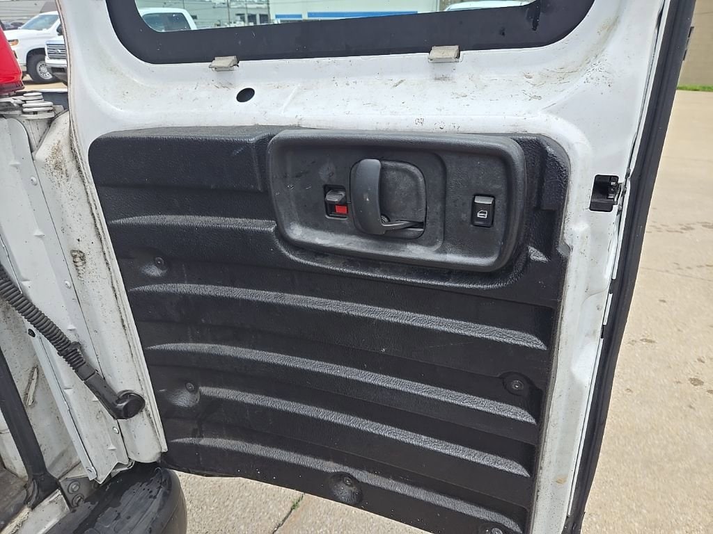2015 Chevrolet Express Cargo Work Van - Photo 10