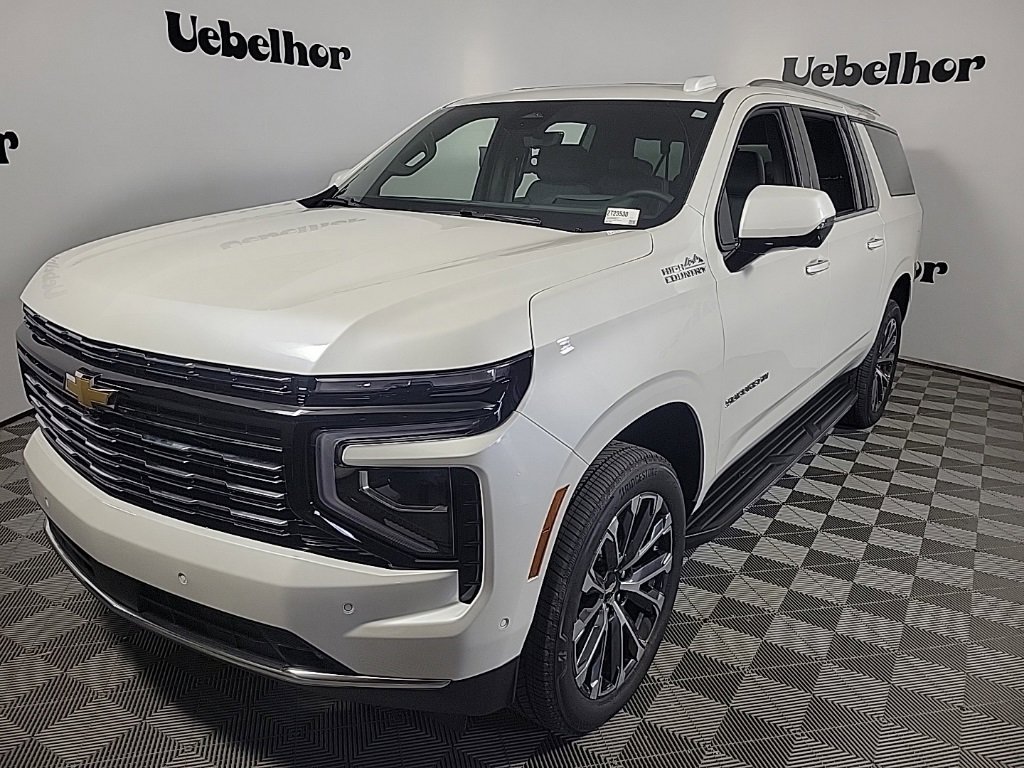 2025 Chevrolet Suburban High Country photo 2