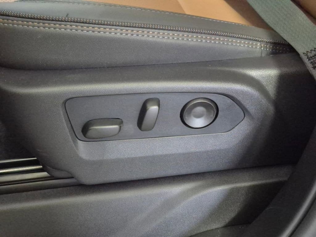 2026 Chevrolet Silverado 1500 High Country - Photo 17