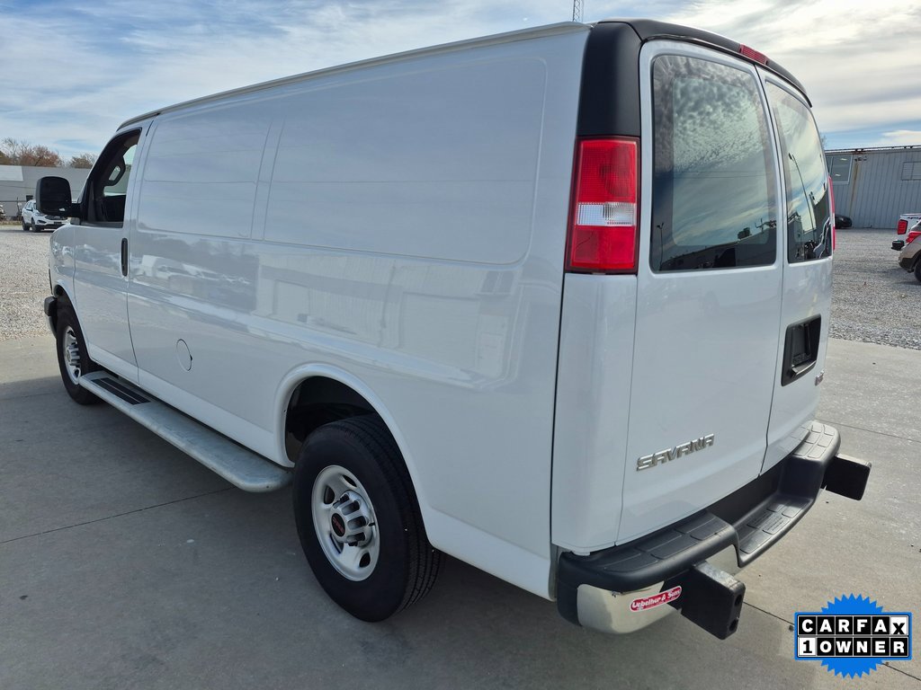 2024 Gmc Savana Cargo 2500 photo 4