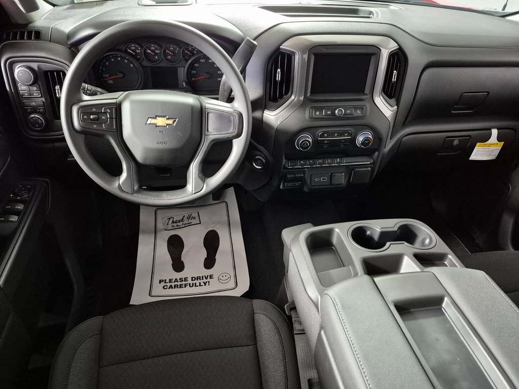 2026 Chevrolet Silverado 1500 Custom photo 2