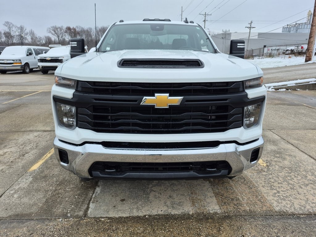 New 2025 Chevrolet Silverado 3500 HD Chassis Cab Work Truck Truck