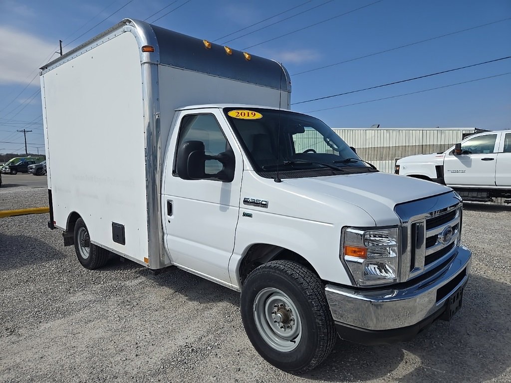 2019 Ford E-350 Base photo 3