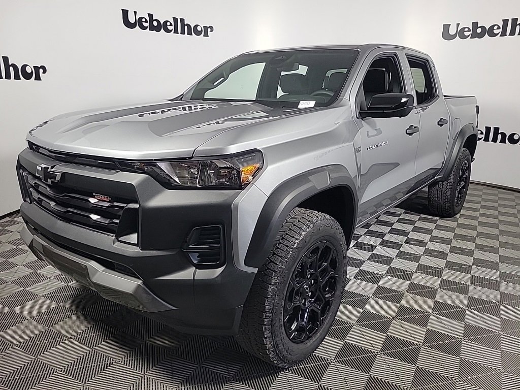 2026 Chevrolet Colorado Trail Boss photo 3