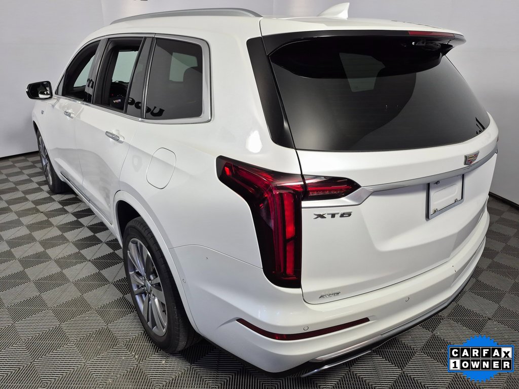 2021 Cadillac XT6 Premium Luxury photo 2