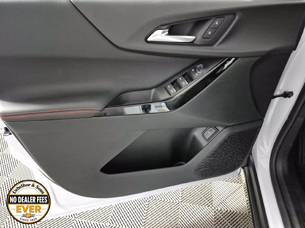2027 Chevrolet Equinox RS - Photo 15