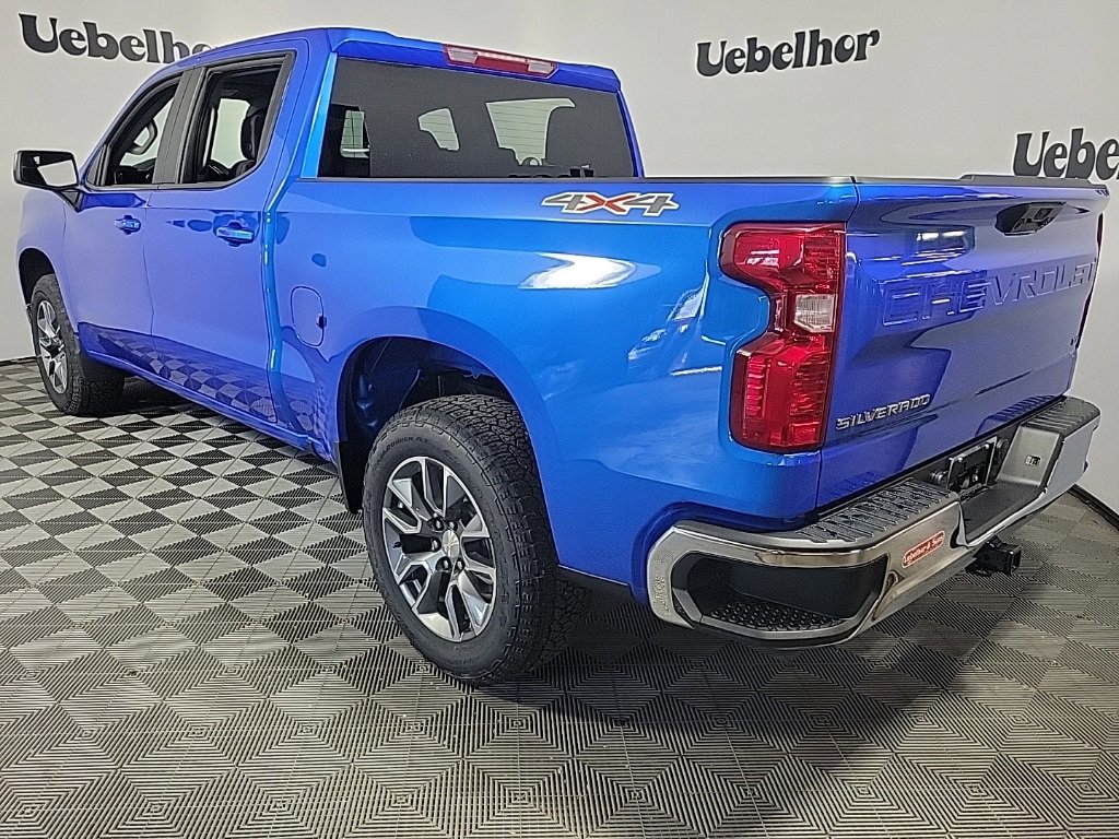 2026 Chevrolet Silverado 1500 LT photo 4