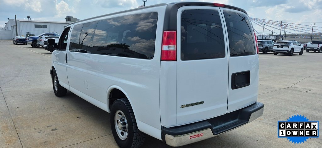 Used 2020 Chevrolet Express Passenger 3500 1LT Van Extended Passenger Van