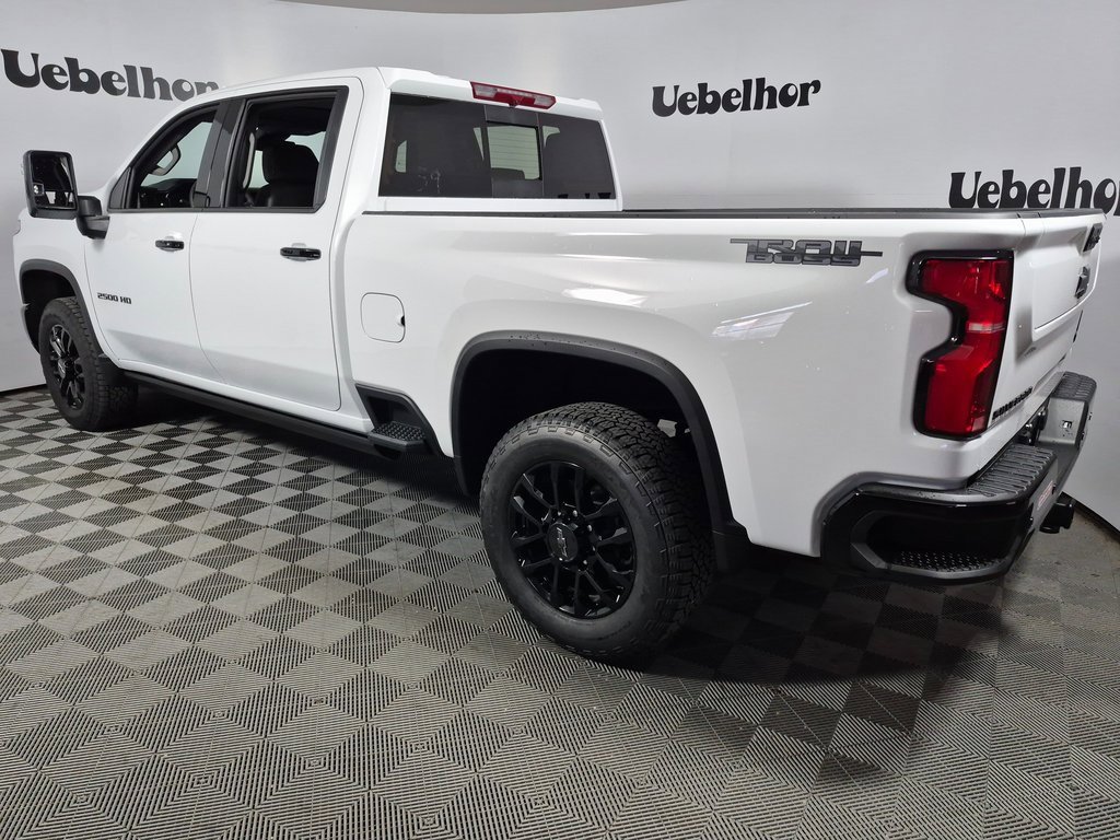 2026 Chevrolet Silverado 2500HD LTZ photo 4