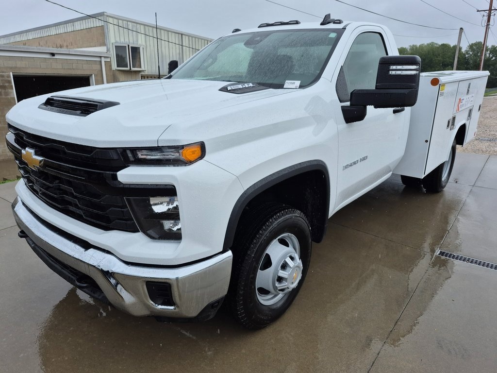 New 2025 Chevrolet Silverado 3500 HD Chassis Cab Work Truck Truck