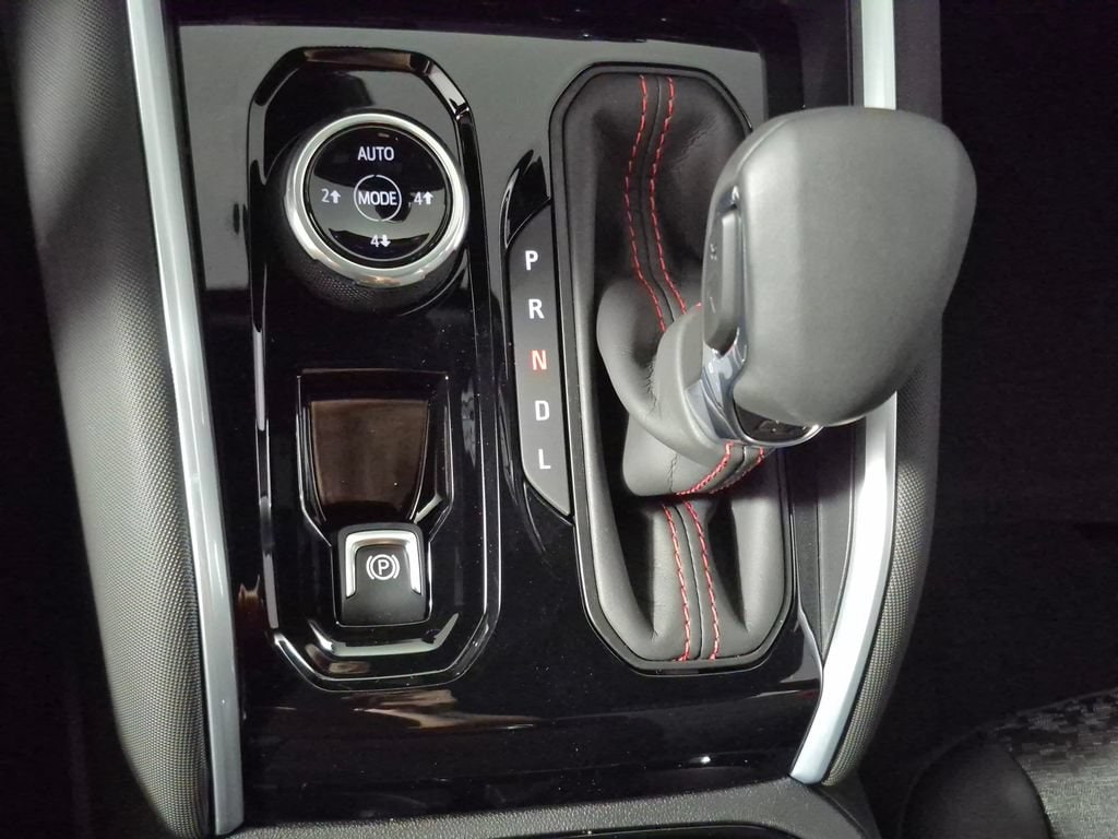 2026 Chevrolet Colorado Z71 - Photo 19