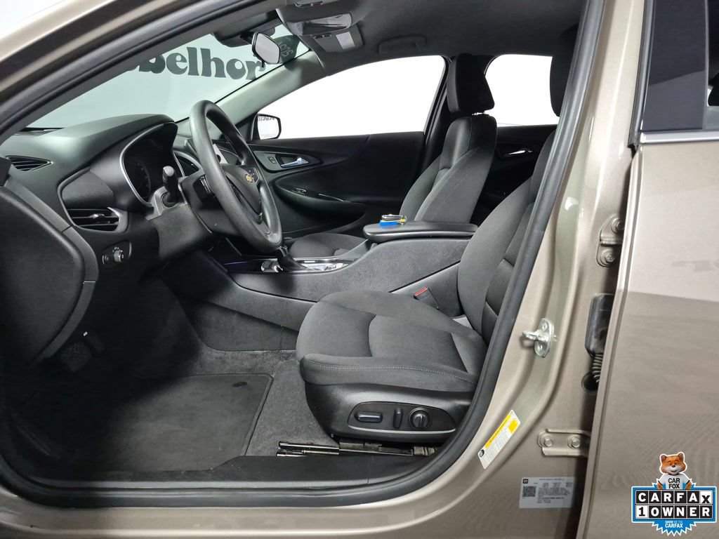 2024 Chevrolet Malibu 1LT - Photo 10