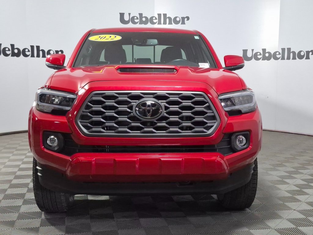 Used 2022 Toyota Tacoma 4WD SR5 Truck Double Cab