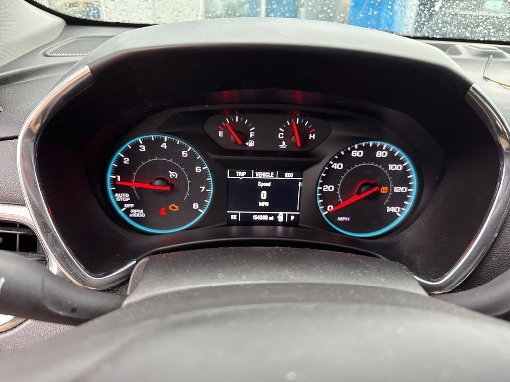 Used 2018 Chevrolet Equinox LT with VIN 2GNAXJEV2J6128752 for sale in Jasper, IN